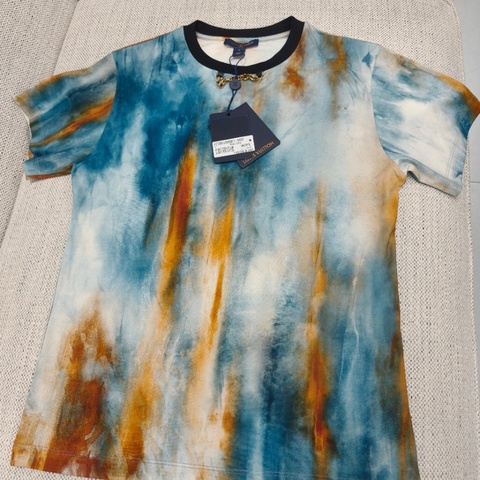 全新Louis Vuitton LV短袖T恤 S码(160/76A) 内购涂标