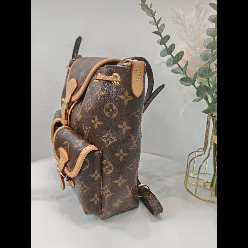 Louis Vuitton Excursion Backpack 小青蛙背包-1