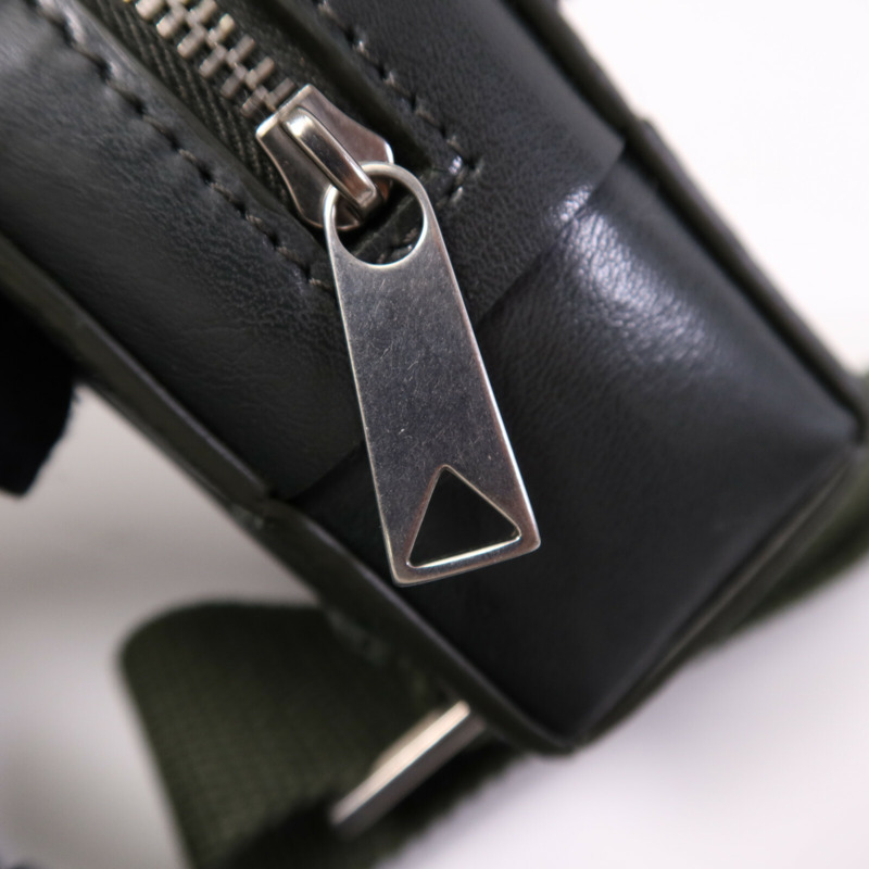 BOTTEGA VENETA 牛皮皮革Shoulder Bag銀扣肩背袋-13