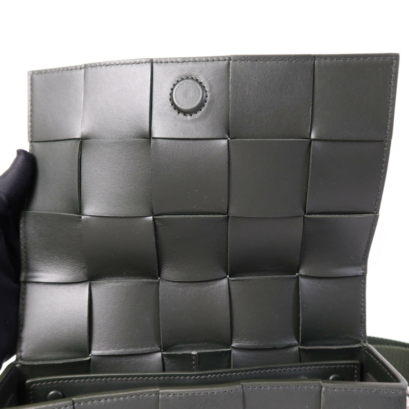 BOTTEGA VENETA 牛皮皮革Shoulder Bag銀扣肩背袋-14