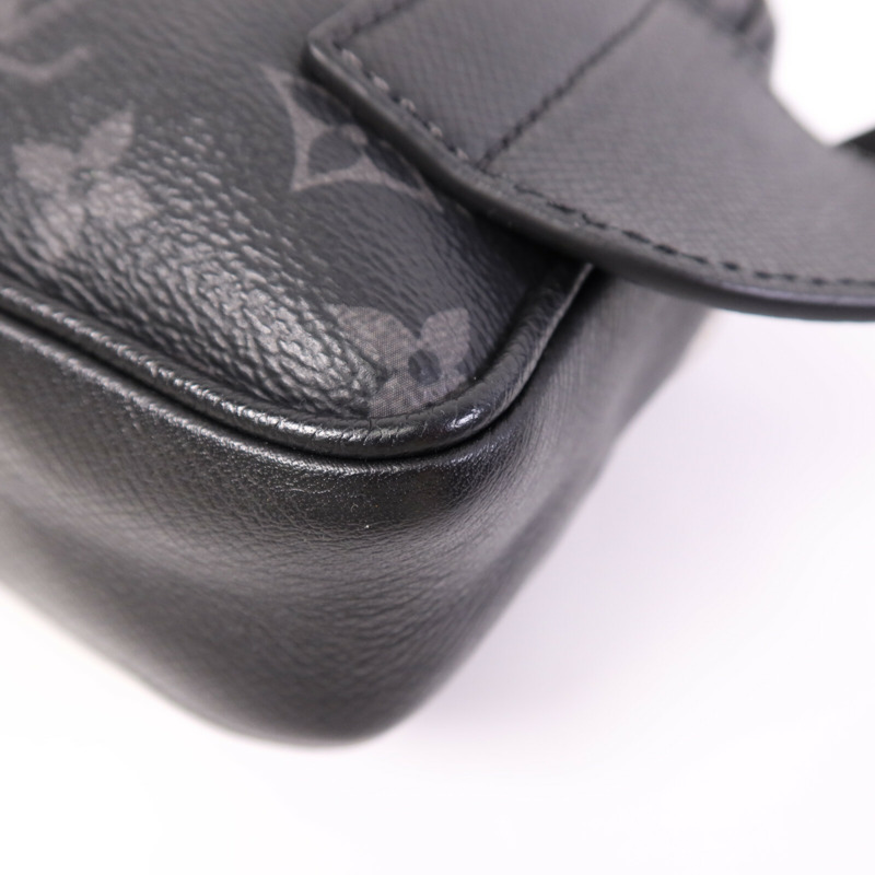LOUIS VUITTON Monogram Eclipse Outdoor PM銀扣肩背袋-9