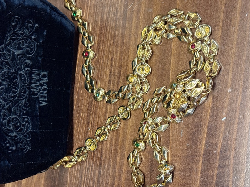 Gianni Versace 黑色天鵝絨鏈條包-7