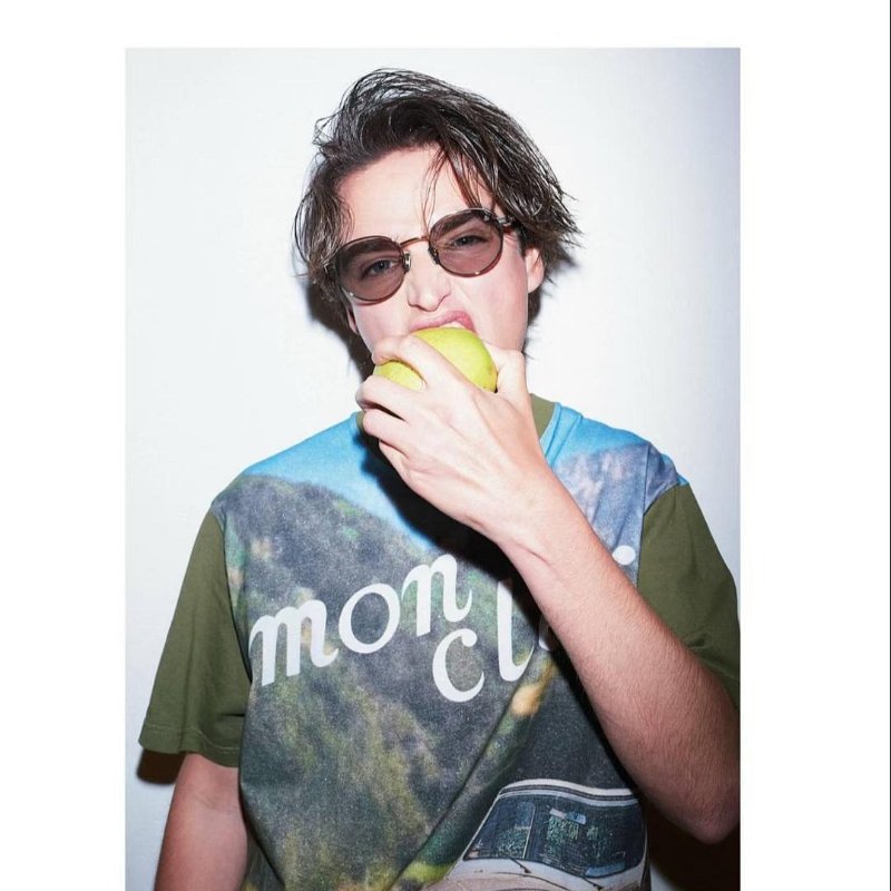 💎Han's house精品服飾💎 moncler 聯名 Mercedes-Benz 賓士 短T 短袖原價15000-1