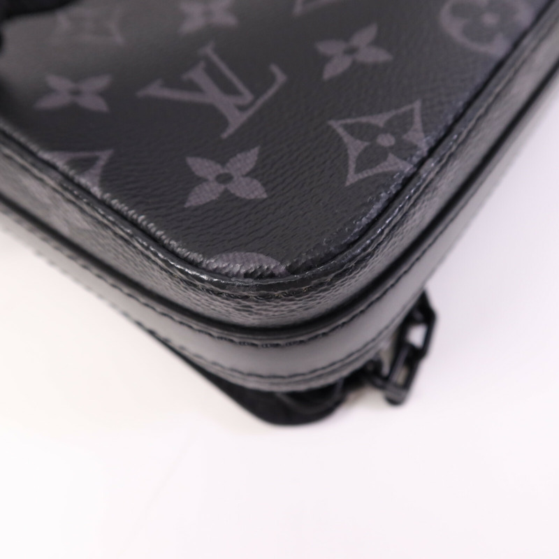 LOUIS VUITTON Monogram Eclipse Steamer Messenger肩背袋-12