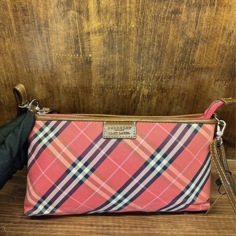 Burberry Blue Label 格紋手拿包