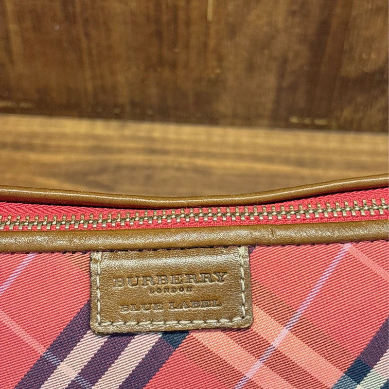 Burberry Blue Label 格紋手拿包-3