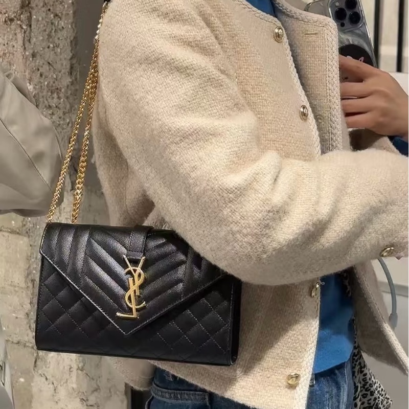 莉亞精品♡ YSL 600195 菱格郵差包 黑金 二手-1