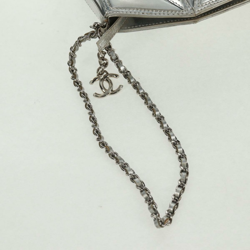 【日本直送】香奈兒銀色皮革手拿包,附雙C標誌,貨號162899V-6