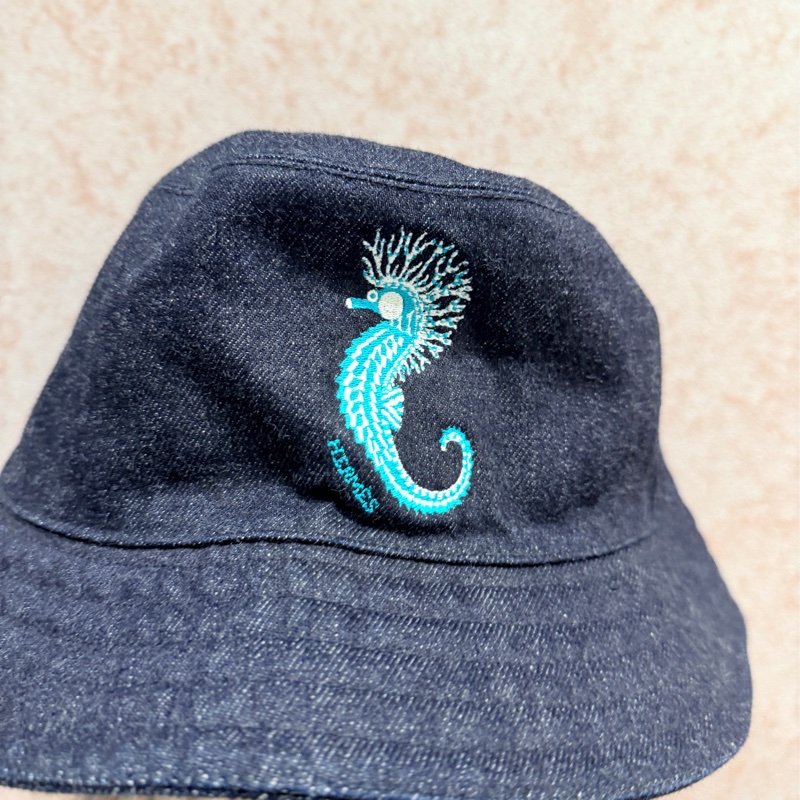 HERMES 牛仔海馬刺繡漁夫帽 59-0