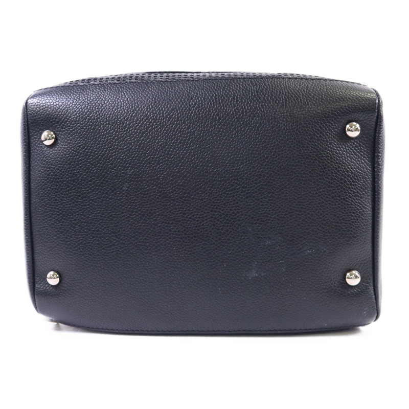 CHANEL 皮革Handbag銀扣手挽袋-3