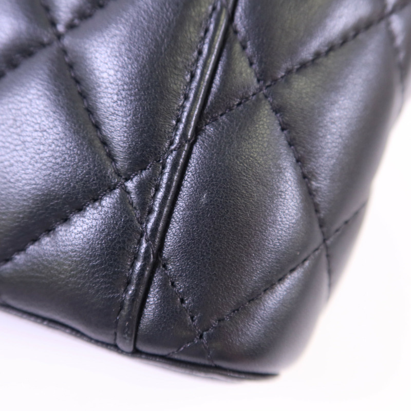 CHANEL 羊皮皮革Vanity Case金扣鏈帶肩背袋-15