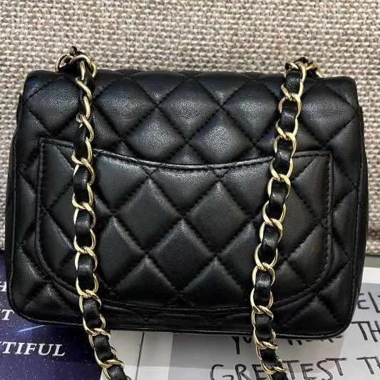香奈兒CHANEL 黑金羊皮方胖子鏈條包-1