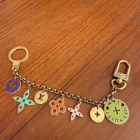 lv美美吊飾🩷🩷🩷