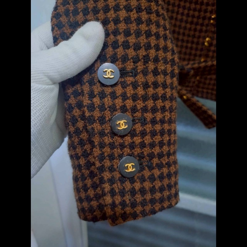 Chanel 咖黑小千鳥格外套-23