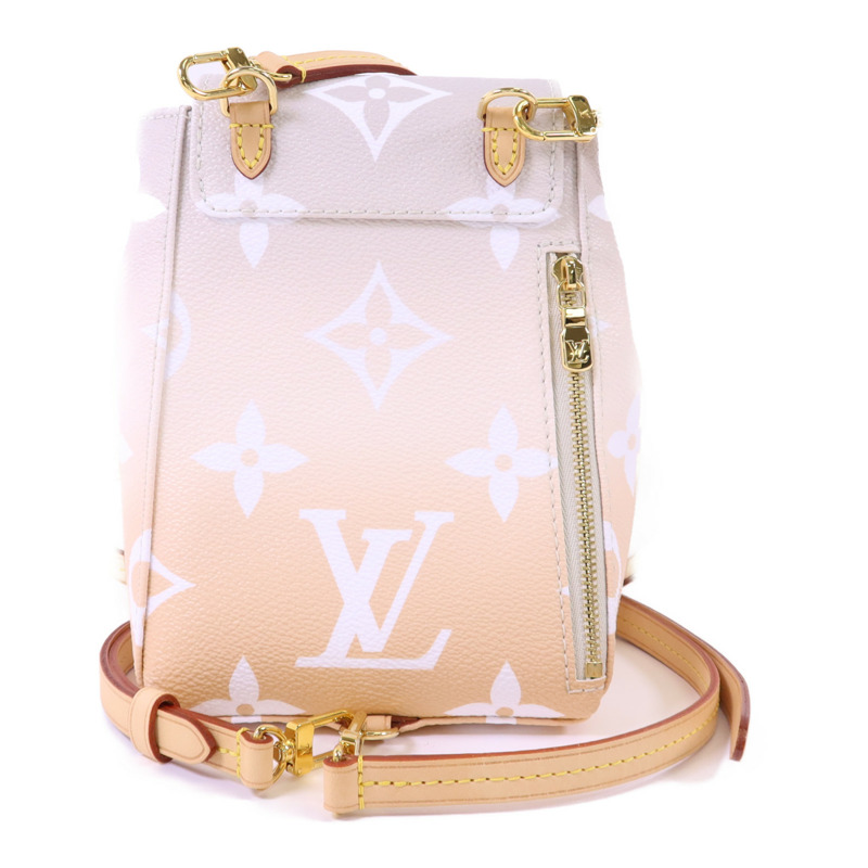 LOUIS VUITTON Monogram Giant By The Pool Backpack金扣背包-1