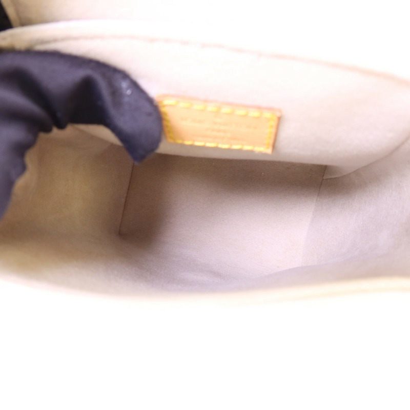 LOUIS VUITTON Monogram Giant By The Pool Backpack金扣背包-4