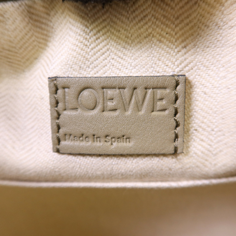 LOEWE 羊皮皮革Puzzle Hobo銀扣肩背袋-5