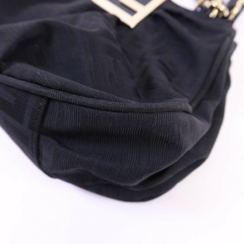 FENDI 帆布Shoulder Bag金扣肩背袋-14
