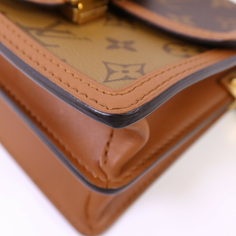 LOUIS VUITTON Monogram Reverse Mini Dauphine金扣肩背袋-15