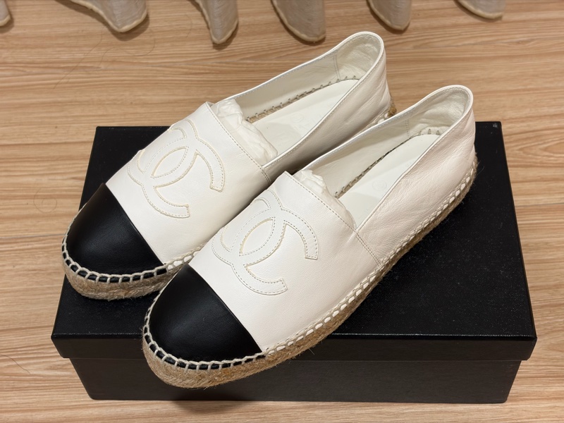 Chanel白色小羊皮草編鞋 精品 香奈兒 平底鞋 休閒鞋-1