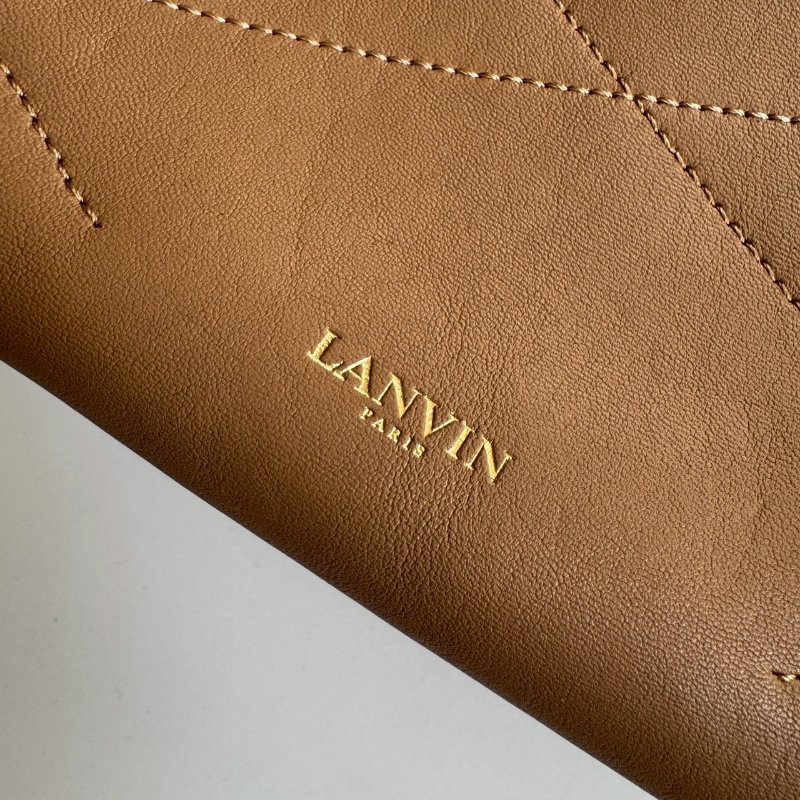 🎉耐看款✨百搭款 Lanvin 奶茶色肩背包-9