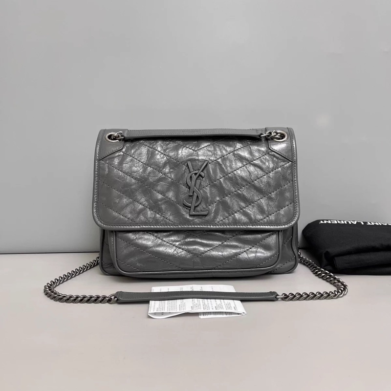 YSL聖羅蘭Niki中號 灰色全皮郵差包 D扣-0