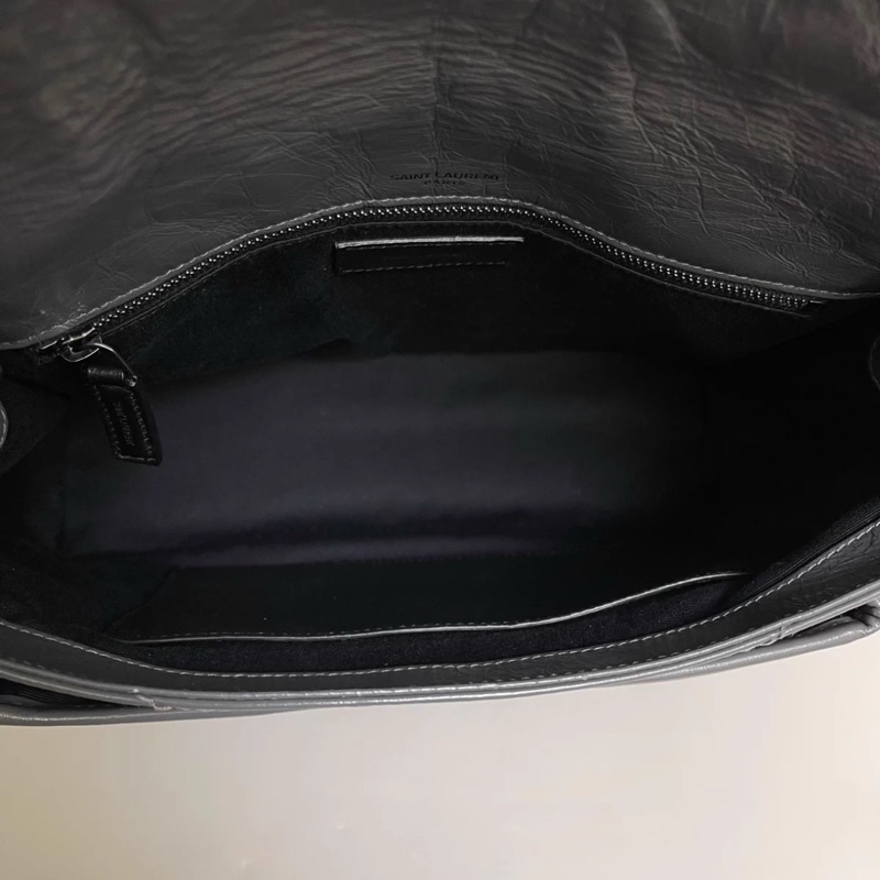 YSL聖羅蘭Niki中號 灰色全皮郵差包 D扣-6