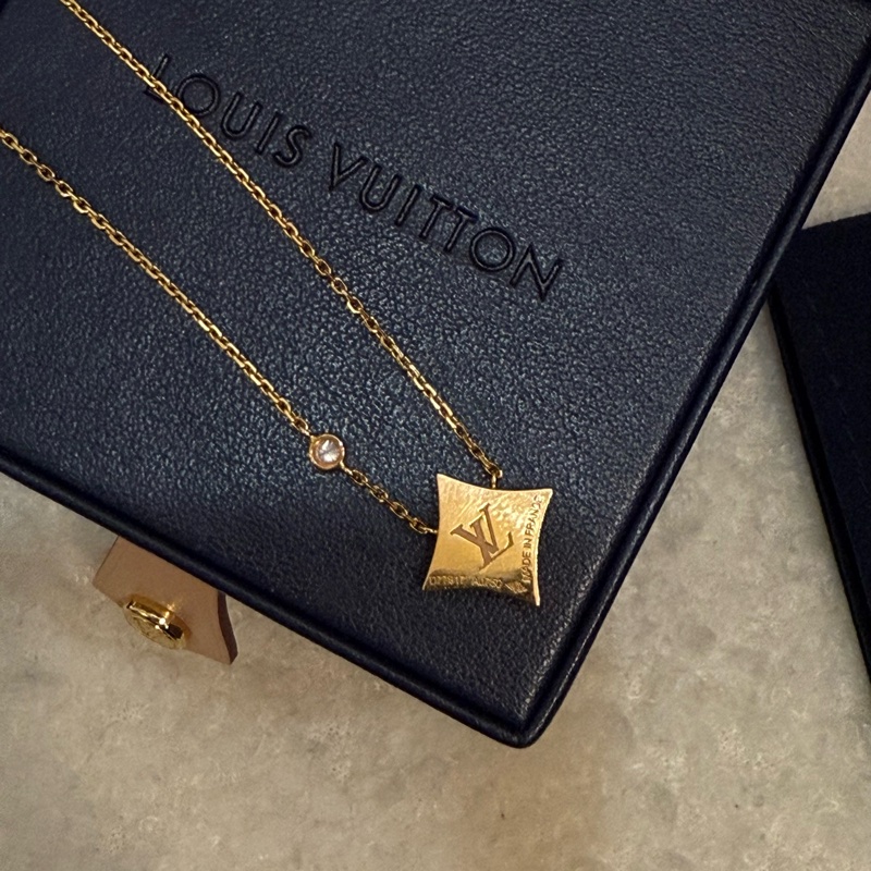 (專屬客訂訂單)Lv blossom star 貝母鑽石項鍊❗️❗️櫃上約10萬-4