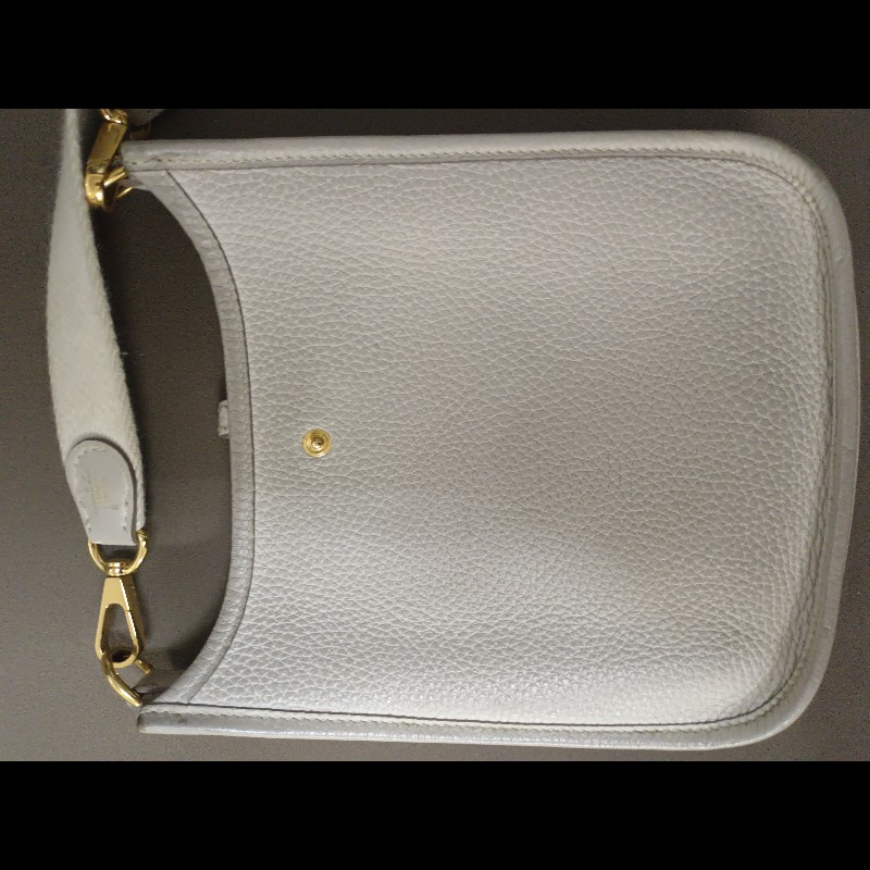 愛瑪仕奶油白金釦mini側背包-2