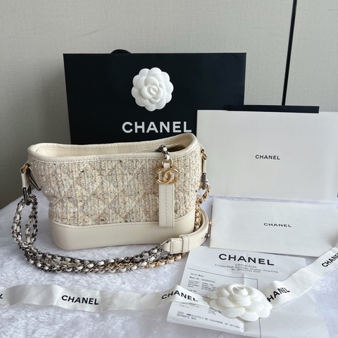 Chanel 香奈兒 Gabrielle 流浪包 針織拼牛皮 白