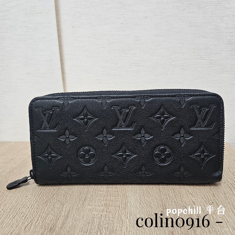 [新年福利甜價🧧] LV黑牛皮壓紋黑釦Zippy拉鏈長夾-0