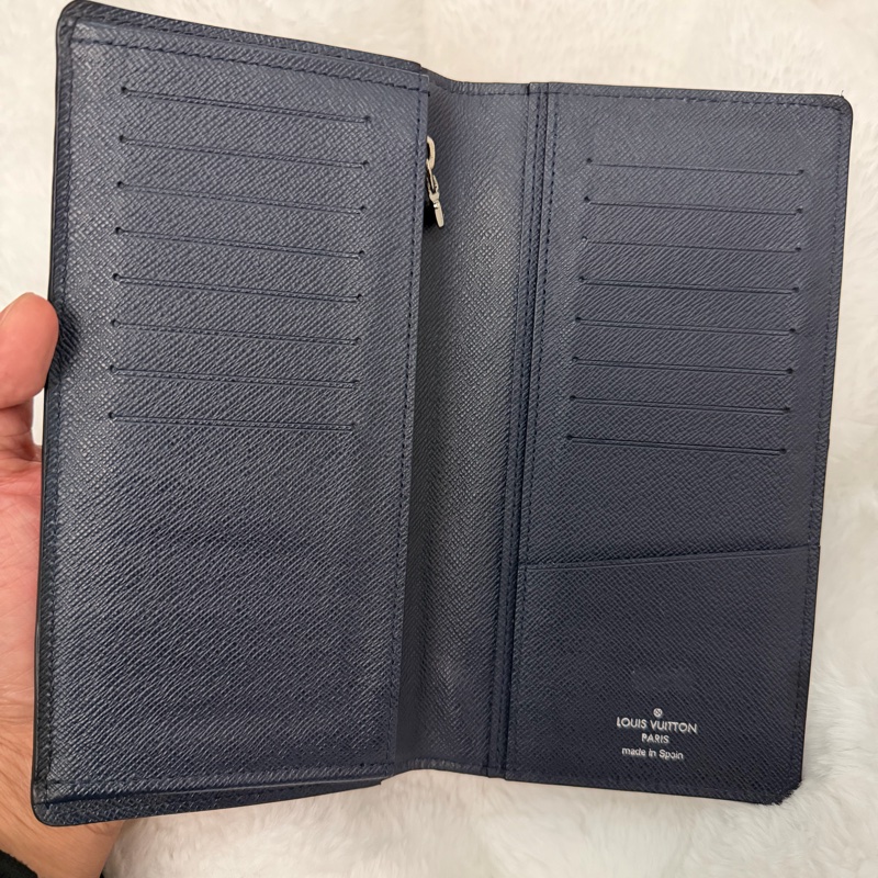 Lv 水波紋對開長夾（新款16卡）M61816-2