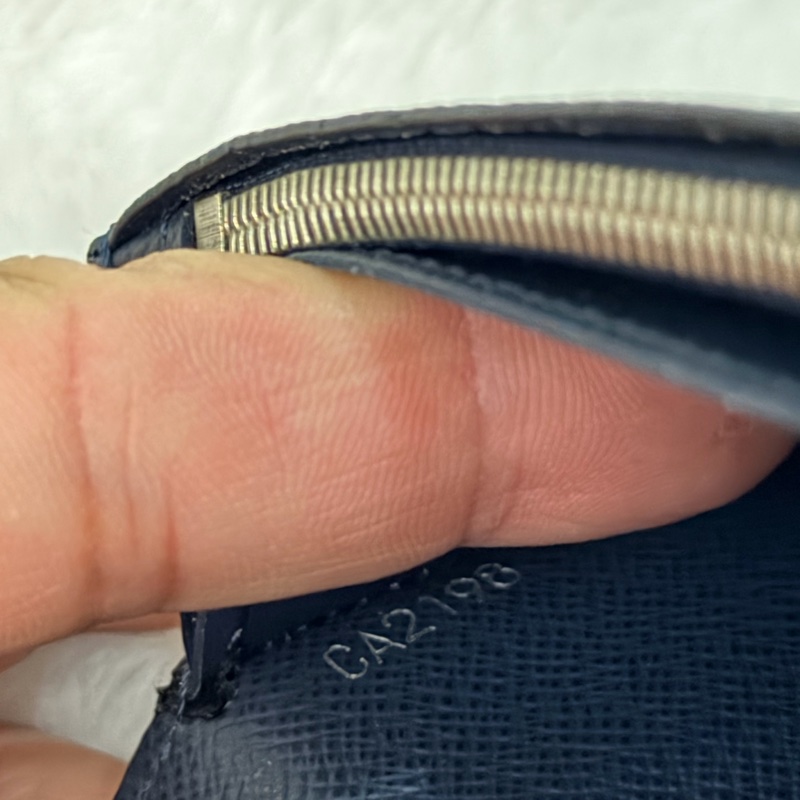 Lv 水波紋對開長夾（新款16卡）M61816-9