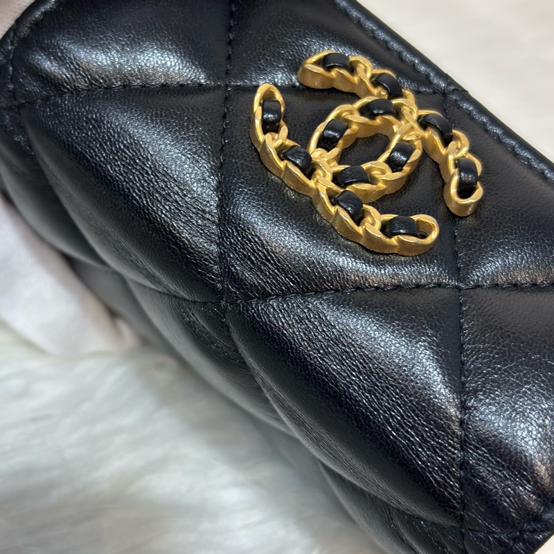 CHANEL AP1790 19系列 黑色羊皮 金釦 信用卡夾 零錢包 名片夾 錢包-32