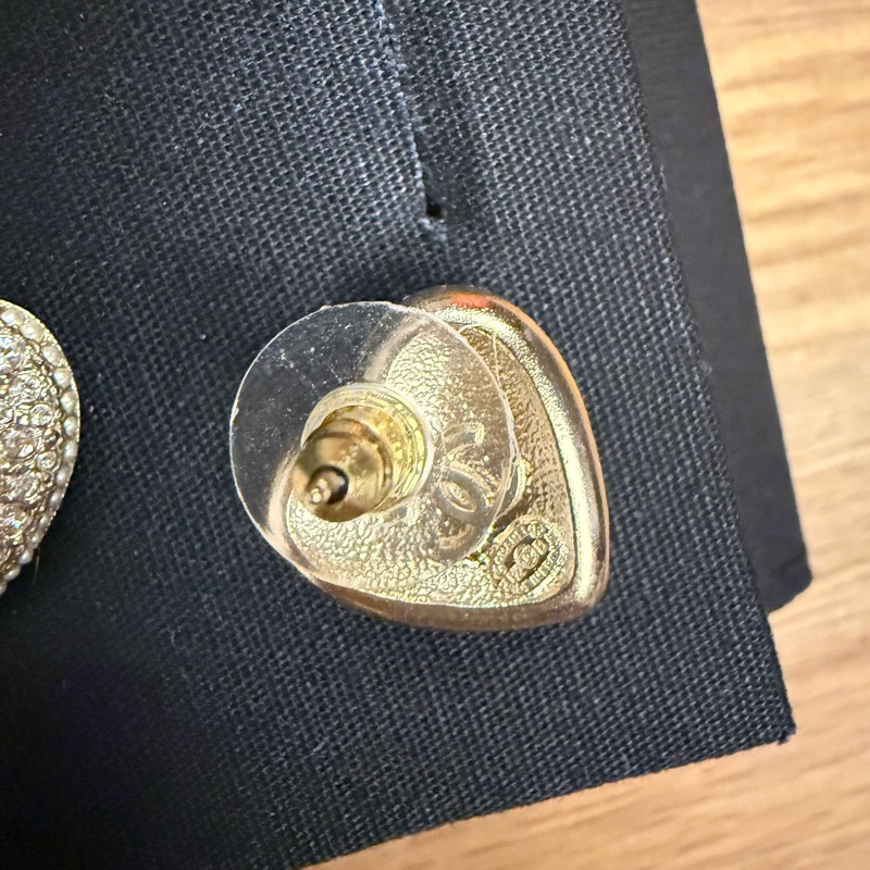 Chanel 愛心滿鑽耳環-2