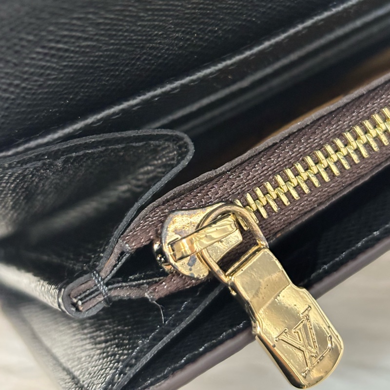 LV M80726 Sarah 雙色原花字紋老花 金釦釦式 拉鍊 零錢 皮夾 發財 長夾 錢包-29