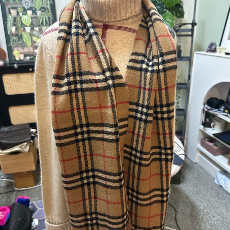 Burberry 經典格紋羊毛圍巾-1