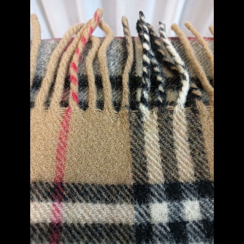 Burberry 經典格紋羊毛圍巾-17