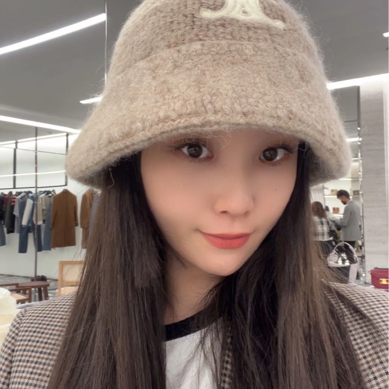 Celine 羊駝毛漁夫帽 原價25000-2