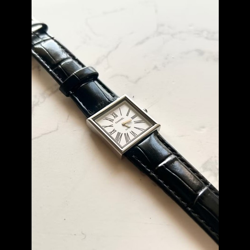 【LA LUNE】稀有中古Chanel Mademoiselle黑色石英古董錶 皮革帶 二手錶 女裝-3