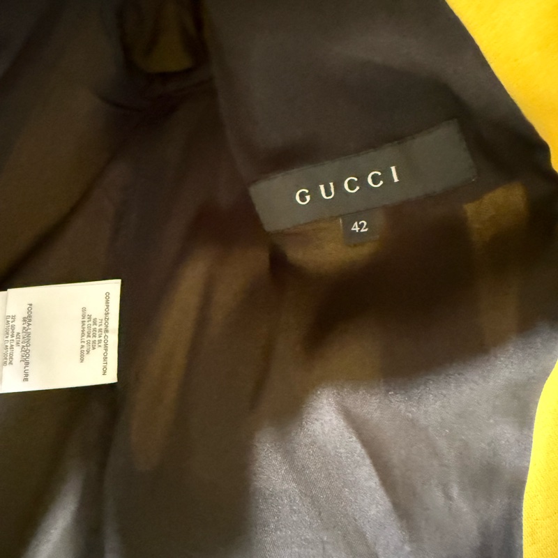 Gucci黃色公主袖短版外套,尺寸42-4