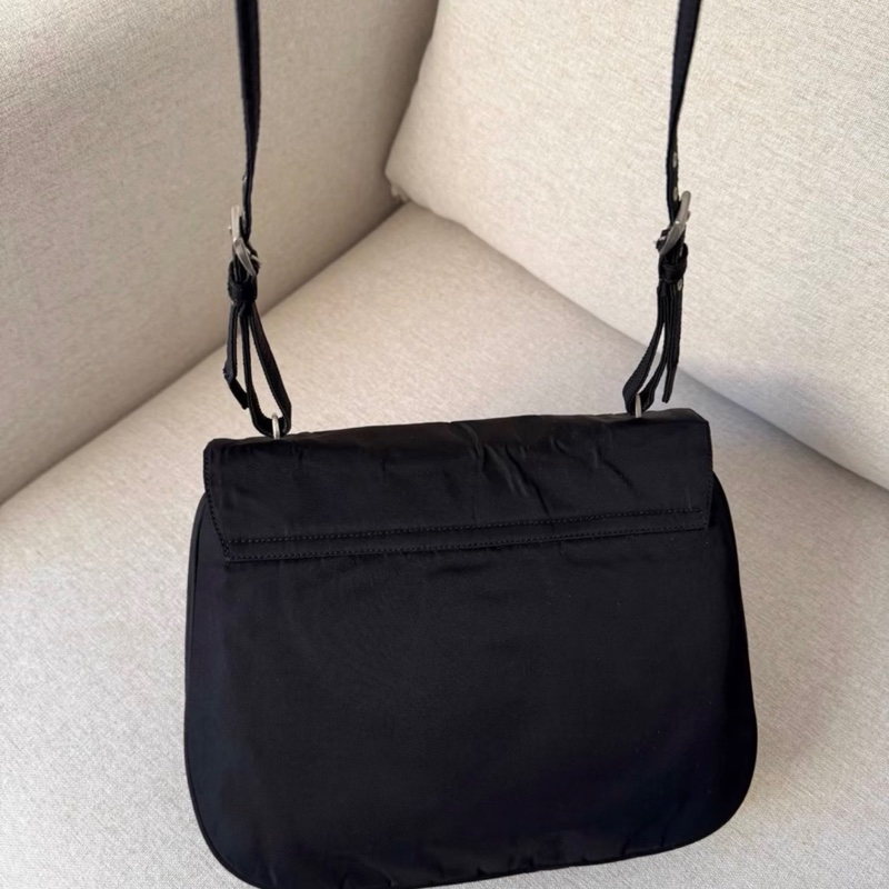 Prada中古郵差尼龍斜挎包-1