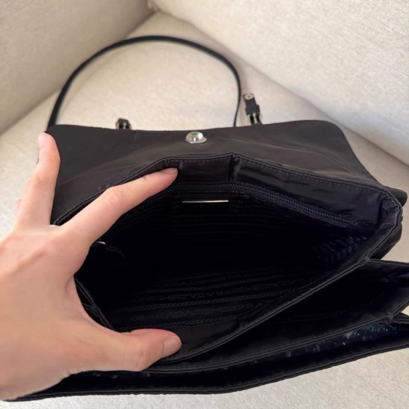 Prada中古郵差尼龍斜挎包-4