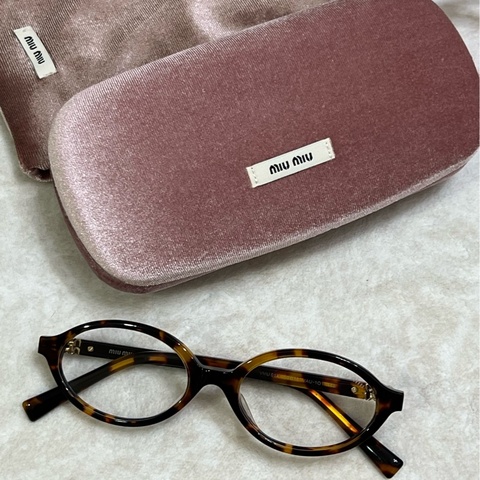 Miumiu書呆子平光眼鏡
