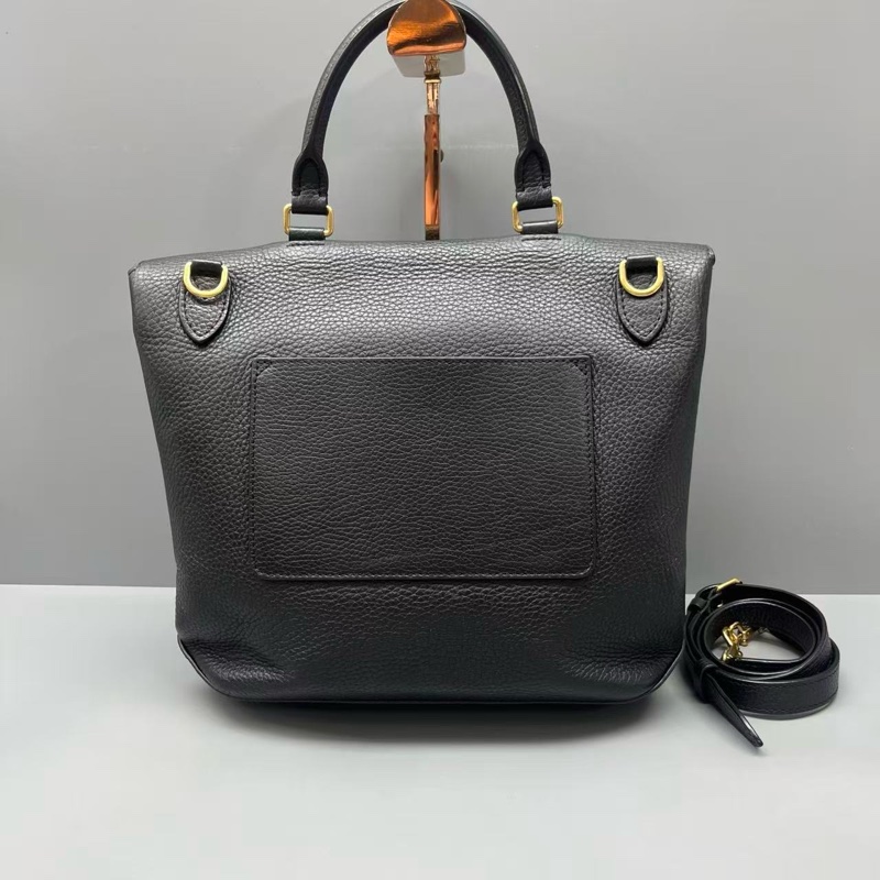 97新Louis Vuitton 路易威登 黑色荔枝紋Volta通勤包 尺寸27*17-1