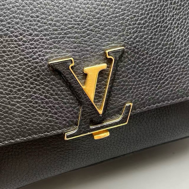 97新Louis Vuitton 路易威登 黑色荔枝紋Volta通勤包 尺寸27*17-9