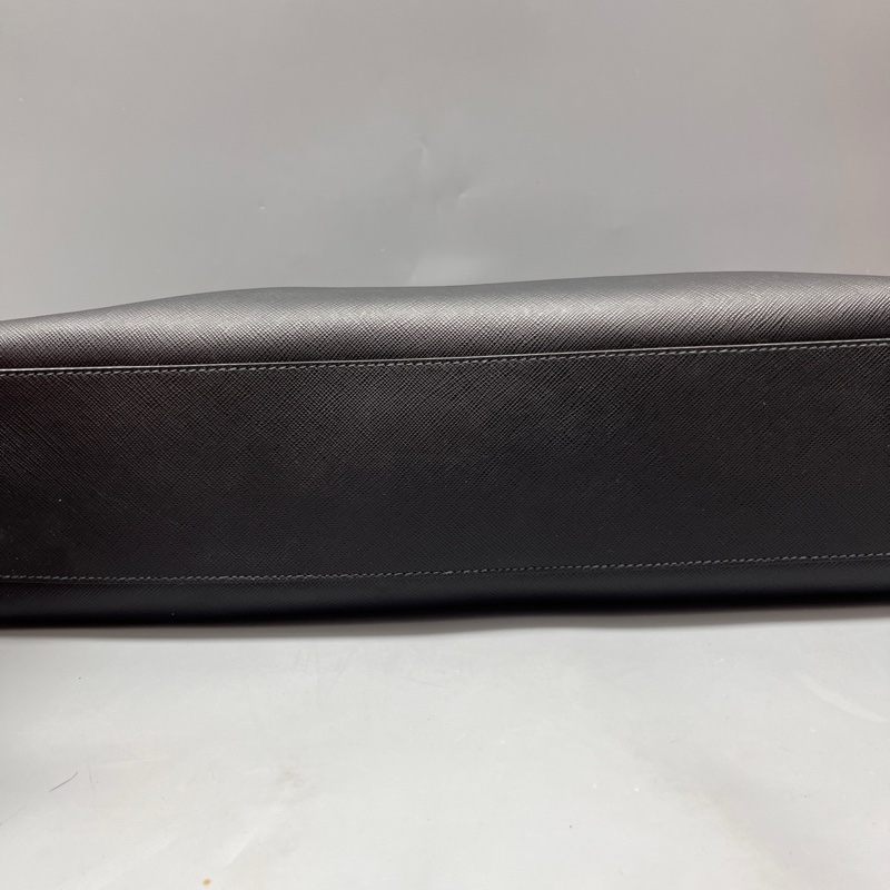 98新Prada 黑色十字紋休閒公文包 尺寸40*29-2