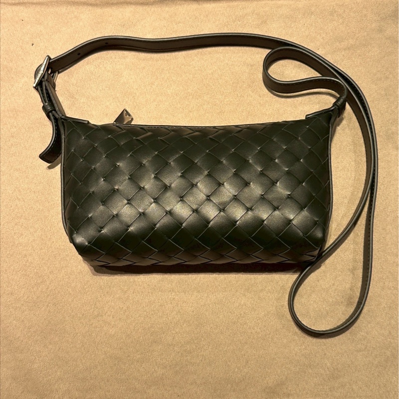 全新 BV爆款斜背包 深綠-6