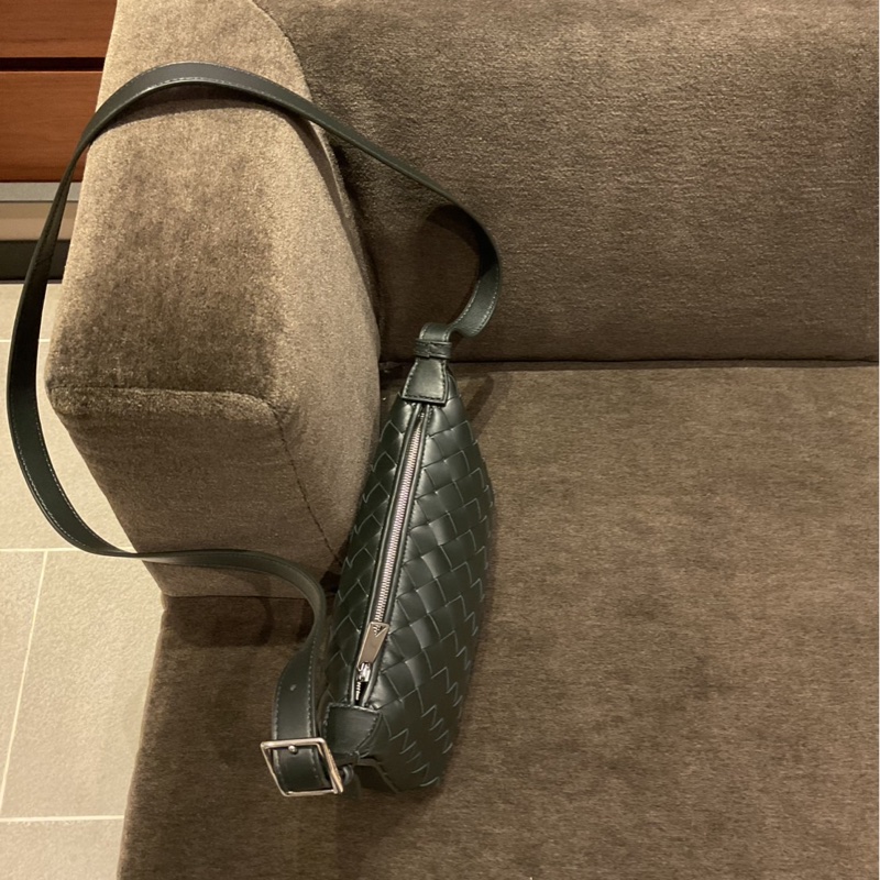 全新 BV爆款斜背包 深綠-7