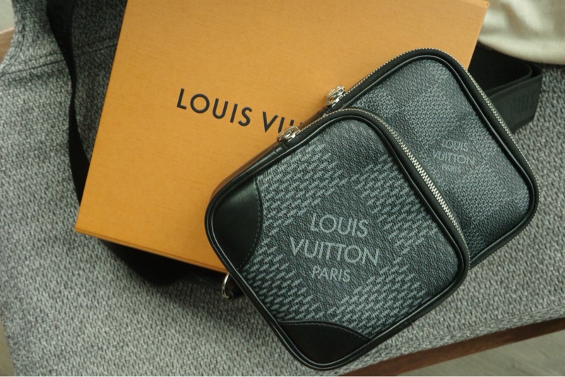 LV絕版款 男用郵差包-8